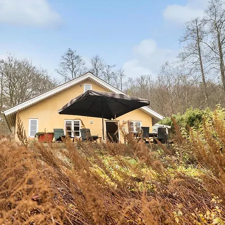 Holiday home Awesome In With Wifi